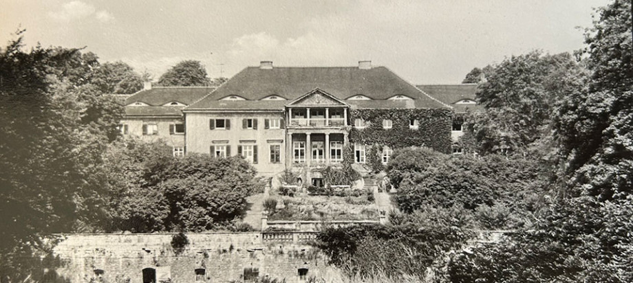 Schloss Henriette in den 1950er Jahren